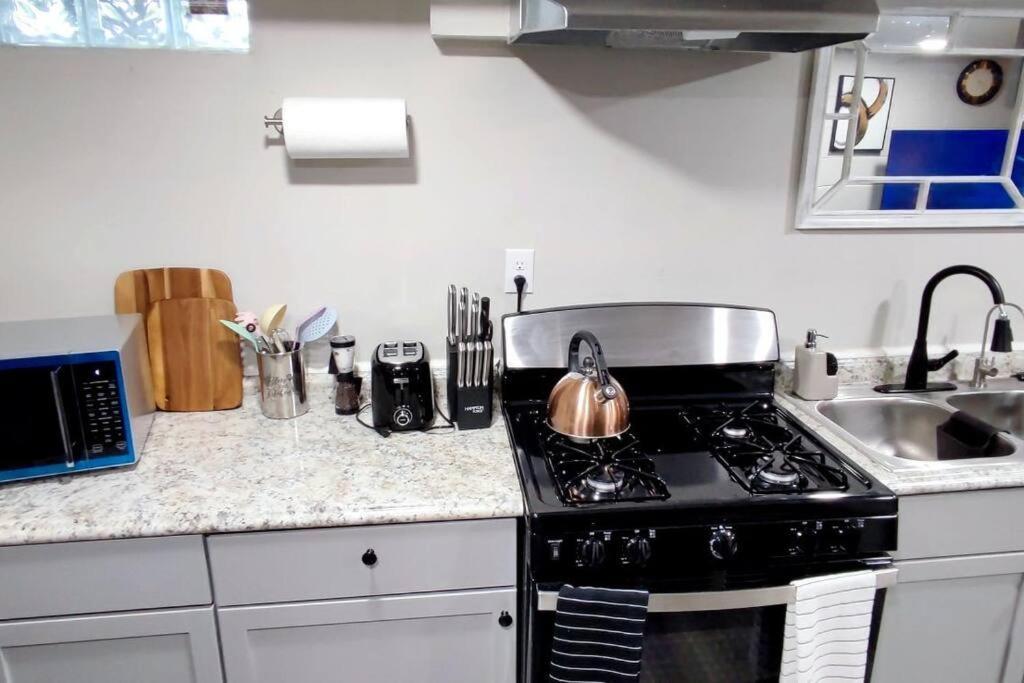 Spacious Suite Close To Downtown Indy/ King Bed Indianapolis Esterno foto