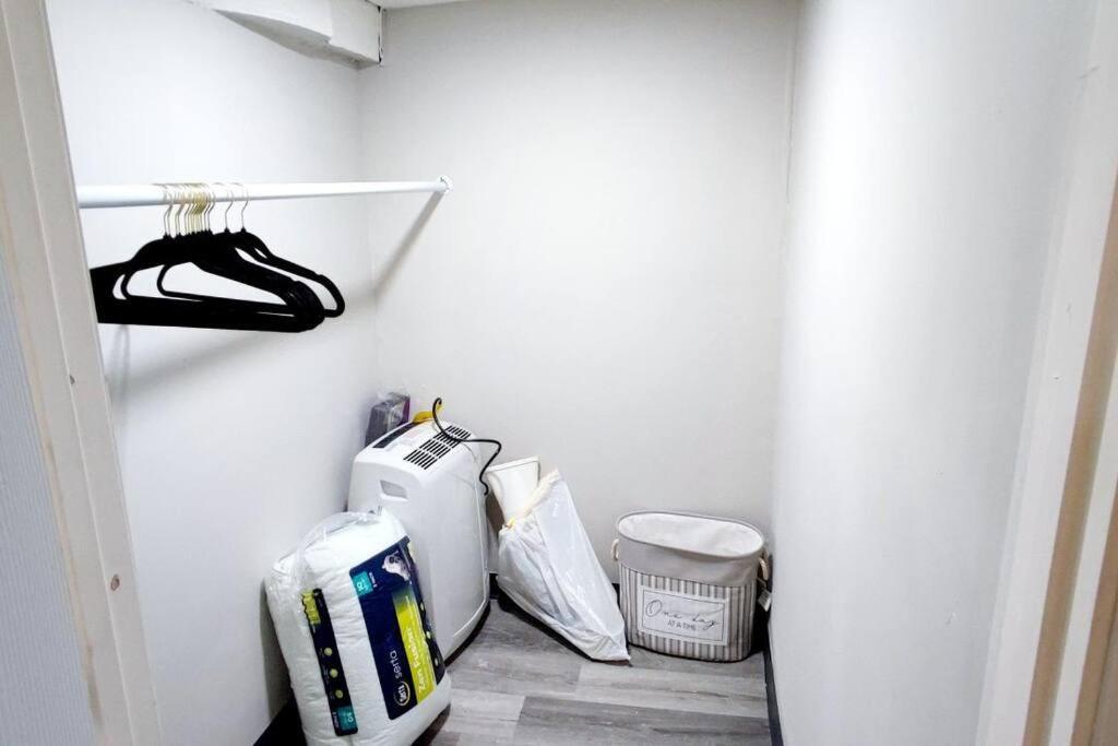 Spacious Suite Close To Downtown Indy/ King Bed Indianapolis Esterno foto