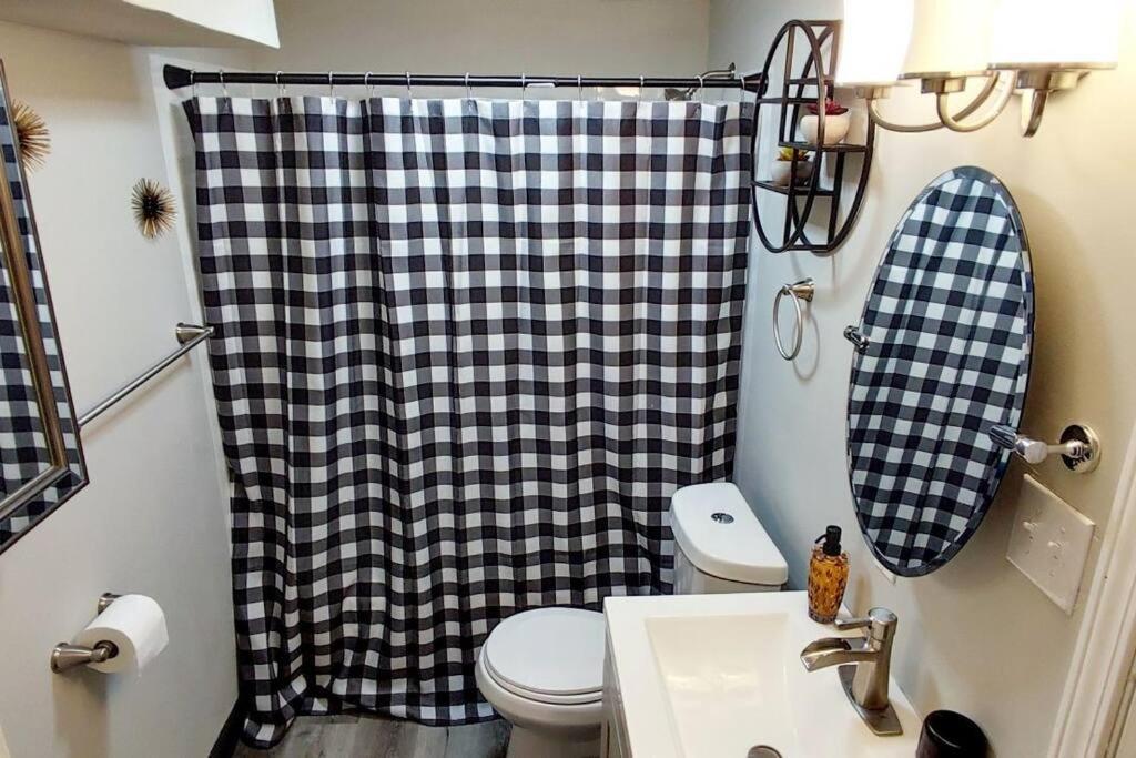 Spacious Suite Close To Downtown Indy/ King Bed Indianapolis Esterno foto