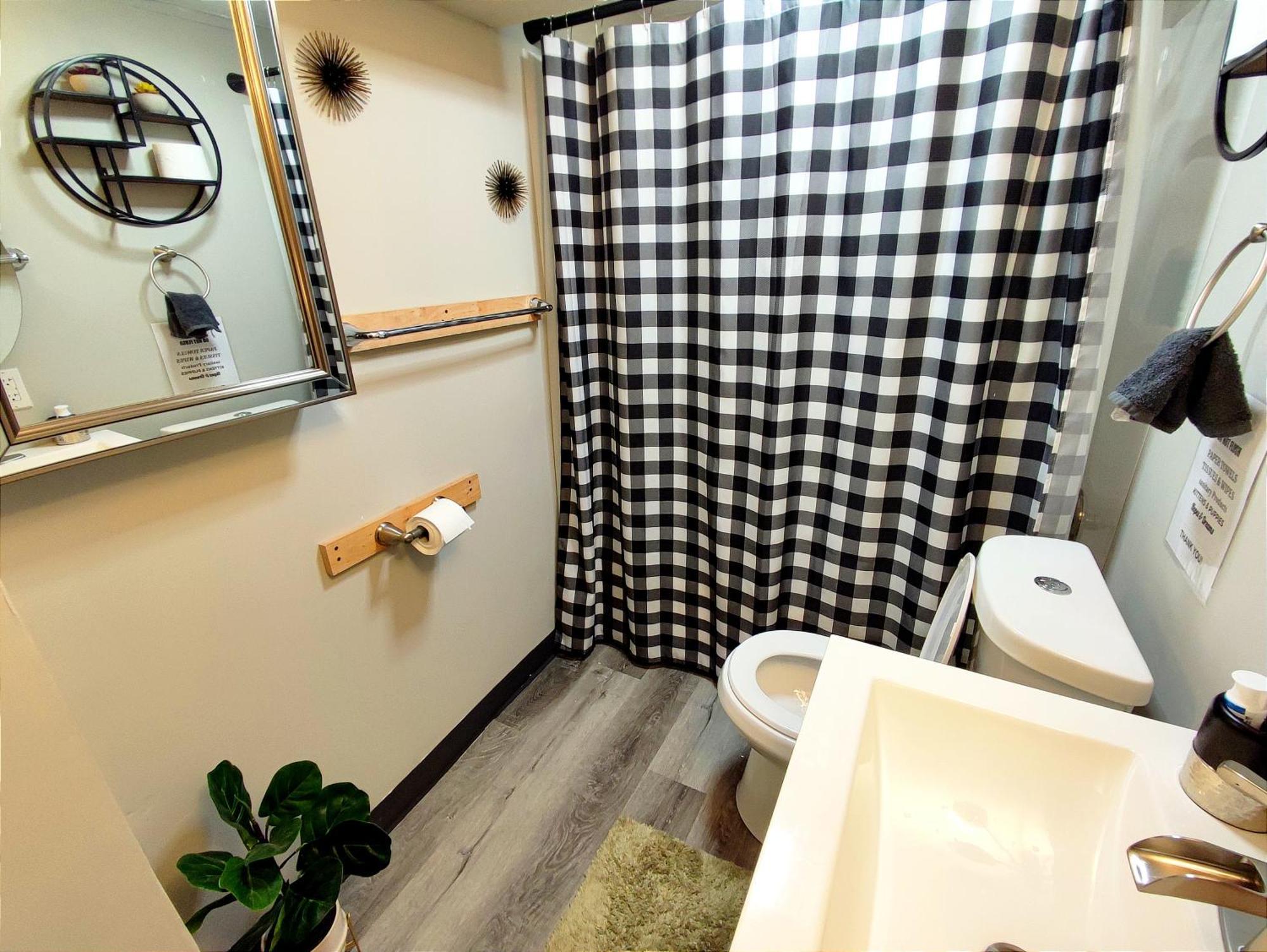 Spacious Suite Close To Downtown Indy/ King Bed Indianapolis Esterno foto